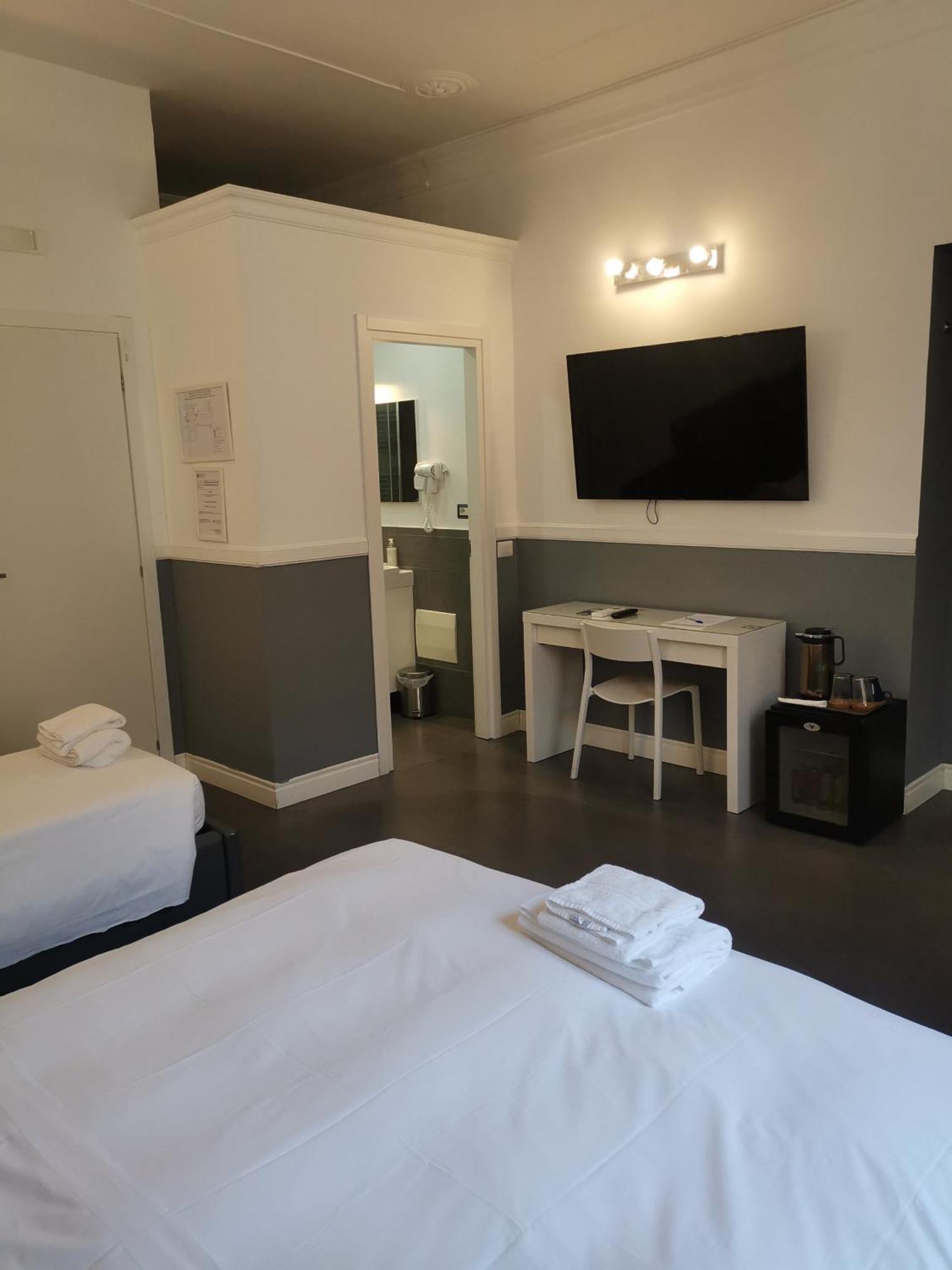 I Love Roma Guest House Ngoại thất bức ảnh