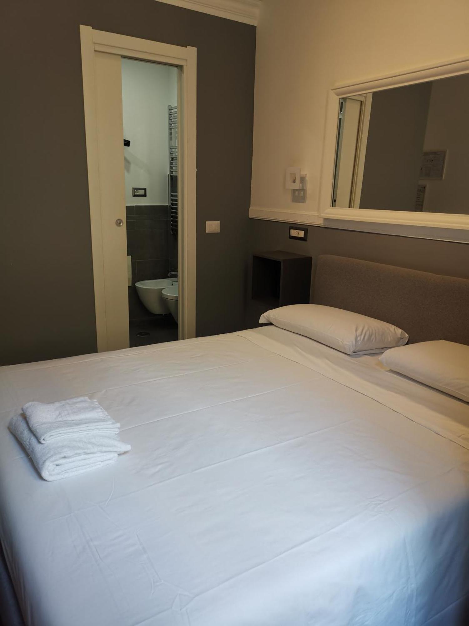 I Love Roma Guest House Ngoại thất bức ảnh