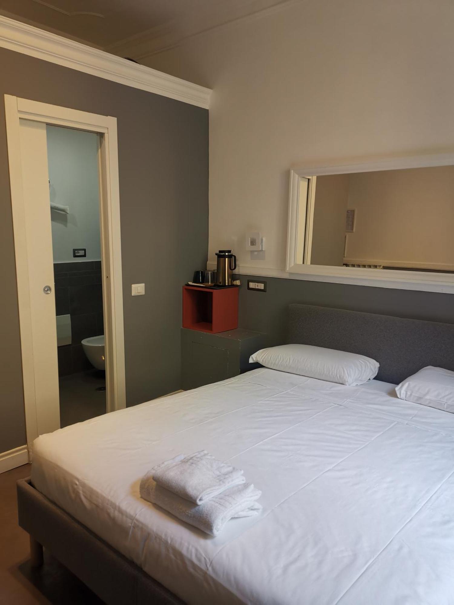 I Love Roma Guest House Ngoại thất bức ảnh